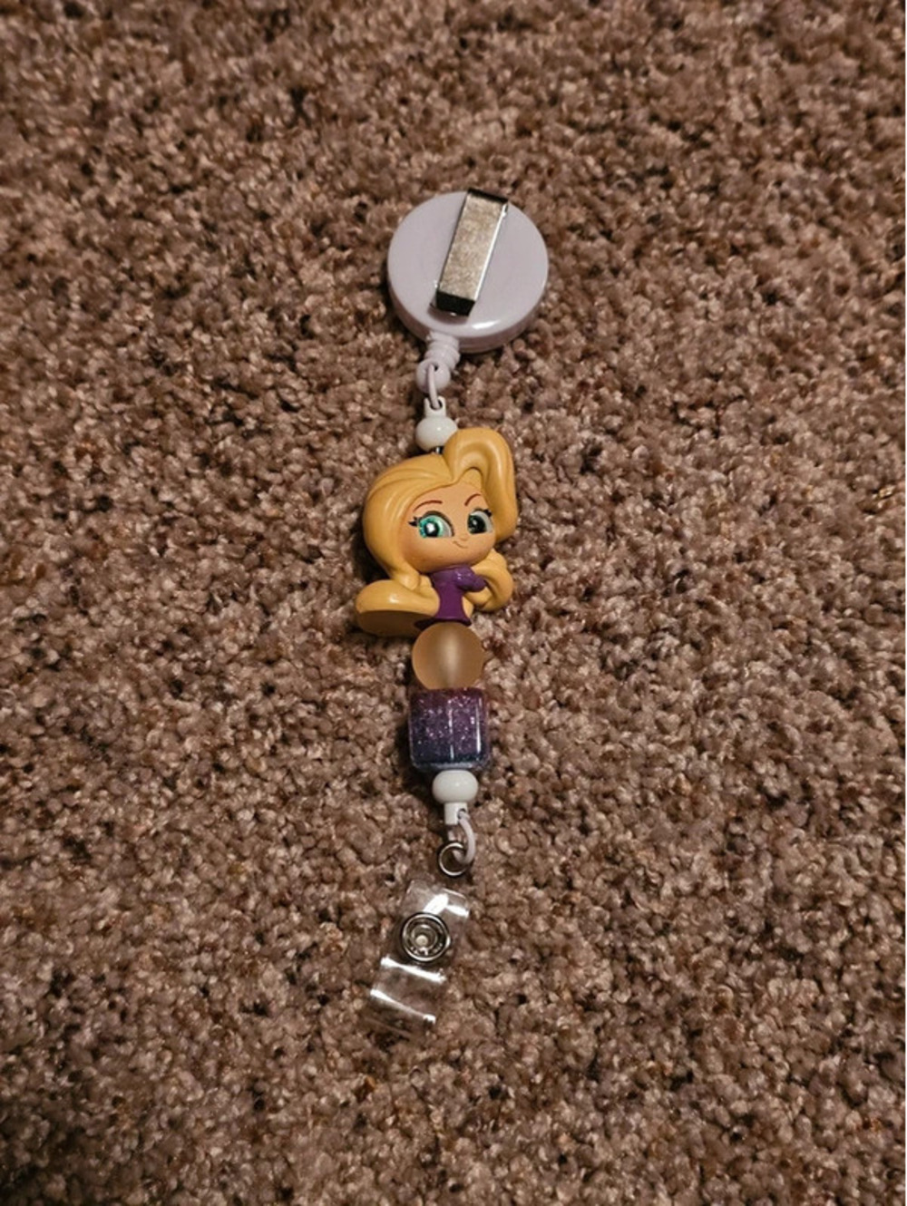 Rapunzel Doorables Badge Reel